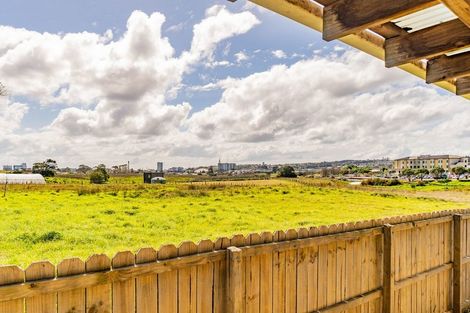 Photo of property in 47d Browns Road, Manurewa, Auckland, 2102