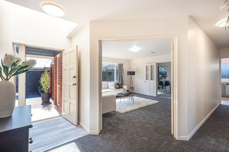 Photo of property in 116 Yaldhurst Road, Sockburn, Christchurch, 8042
