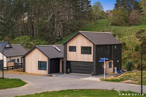 Photo of property in 4 Heda Loop, Whitford, 2571