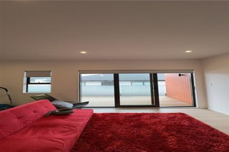 Photo of property in 20b Gilliam Street, New Lynn, Auckland, 0600