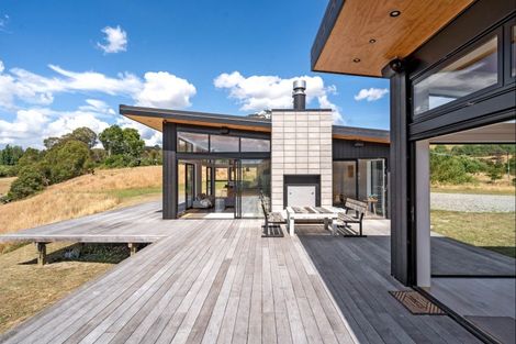 Photo of property in 360a Longbush Road, Hinakura, Masterton, 5884