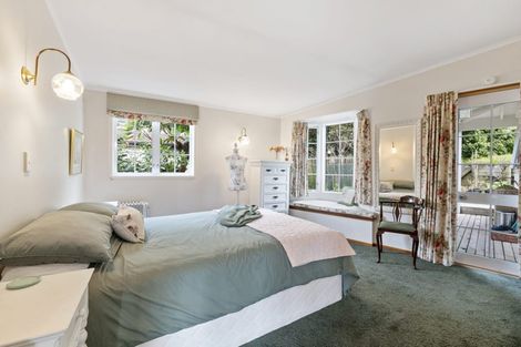 Photo of property in 32 Corunna Road, Milford, Auckland, 0620