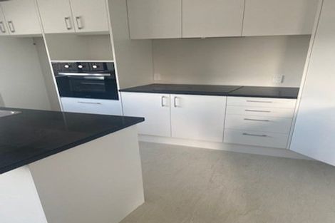 Photo of property in 26 Ranui Avenue, Ranui, Auckland, 0612