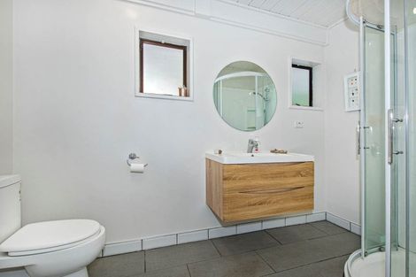 Photo of property in 33 Commins Road, Onerahi, Whangarei, 0110