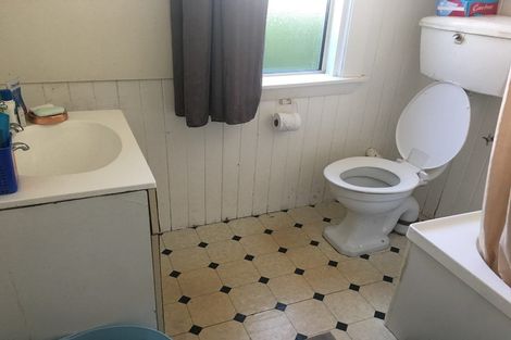 Photo of property in 64 Division Street, Riccarton, Christchurch, 8041
