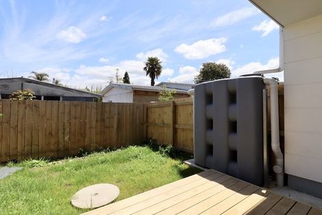 Photo of property in 70 Clevedon Road, Papakura, 2110