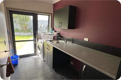 Photo of property in 5 Roseash Lane, Levin, 5510