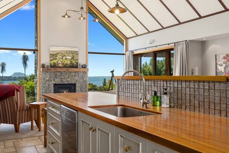 Photo of property in 42 Holyoake Terrace, Omokoroa, 3114