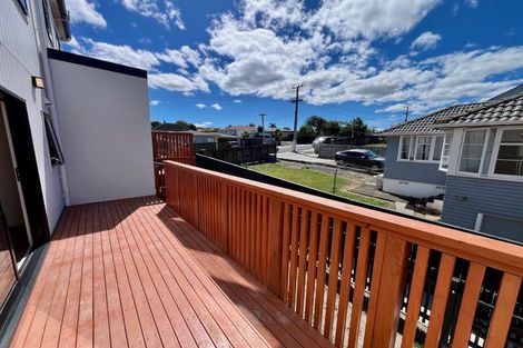 Photo of property in 41a Kelwyn Road, Kelston, Auckland, 0602