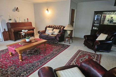 Photo of property in 28 Freyberg Avenue, Tamatea, Napier, 4112