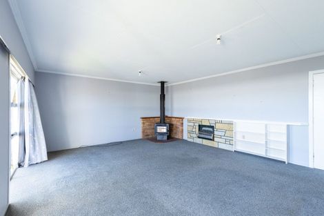 Photo of property in 45 Clifton Drive, Waitara, 4320