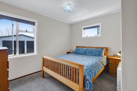 Photo of property in 12 Miro Street, Merrilands, New Plymouth, 4312