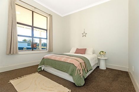 Photo of property in 2 Cobden Street, Gisborne, 4010
