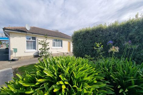 Photo of property in 26 Seaward Road, Edendale, 9825