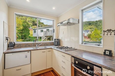 Photo of property in 1/102 Horoeka Street, Stokes Valley, Lower Hutt, 5019