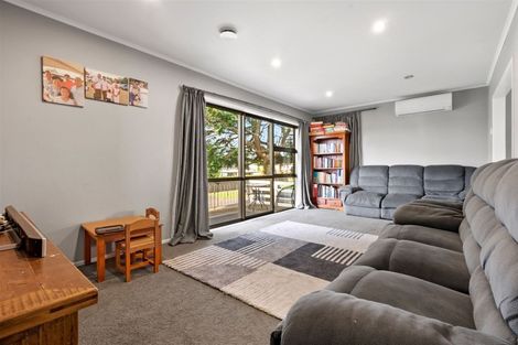 Photo of property in 3 Leeson Place, Mangere, Auckland, 2022