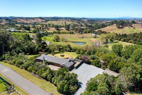 Photo of property in 15 Joblin Road, Wainui, Silverdale, 0994