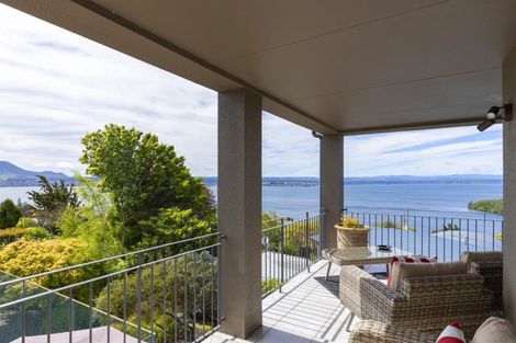 Photo of property in 2/41 Mapara Road, Acacia Bay, Taupo, 3385