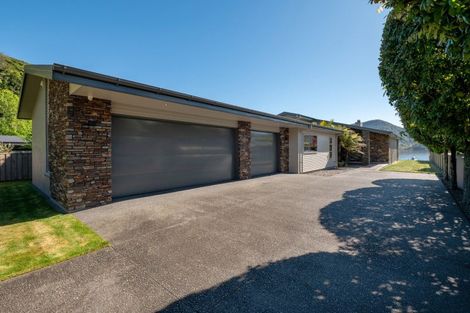 Photo of property in 17 Steep Street, Lake Okareka, Rotorua, 3076