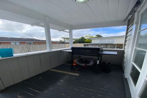 Photo of property in 110a Manuroa Road, Takanini, 2112