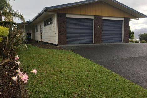 Photo of property in 2 Panorama Drive, Parahaki, Whangarei, 0112