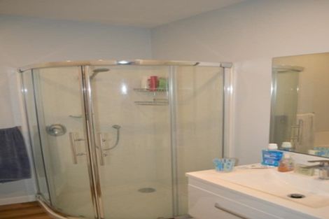 Photo of property in 32u9 Dr Taylor Terrace, Johnsonville, Wellington, 6037