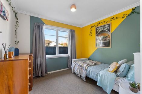 Photo of property in 12 Kyeburn Place, Avonhead, Christchurch, 8042