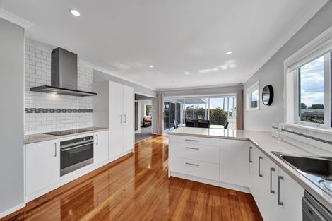 Photo of property in 11 Pembroke Road, Stratford, 4332