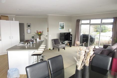 Photo of property in 47a Mazengarb Road, Paraparaumu Beach, Paraparaumu, 5032