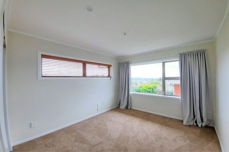 Photo of property in 7 Leewood Place, Pakuranga Heights, Auckland, 2010