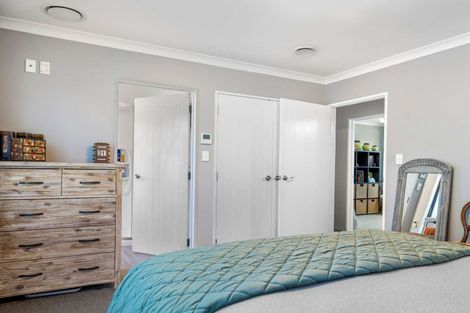 Photo of property in 19a Kawaha Point Road, Fairy Springs, Rotorua, 3015