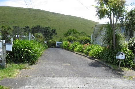 Photo of property in 24 Kapuka Road, Mangere Bridge, Auckland, 2022