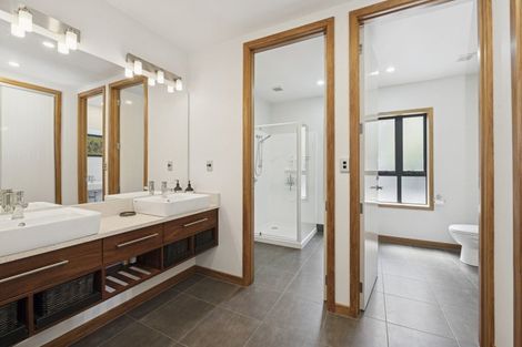 Photo of property in 6 Kestrel Lane, Kinloch, Taupo, 3377