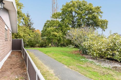 Photo of property in 27 Browning Crescent, Stoke, Nelson, 7011