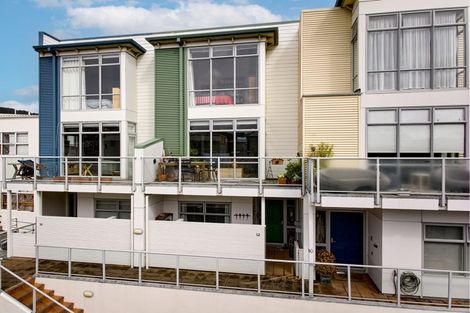 Photo of property in 12 Fallowfield Avenue, Mount Victoria, Wellington, 6011