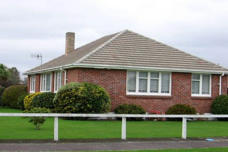 Photo of property in 4 Wakefield Street, Awapuni, Palmerston North, 4412