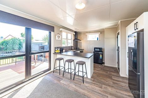 Photo of property in 12 Durham Road, Springvale, Whanganui, 4501