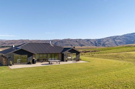 Photo of property in 4 Skeena Way, Waikerikeri, Alexandra, 9391
