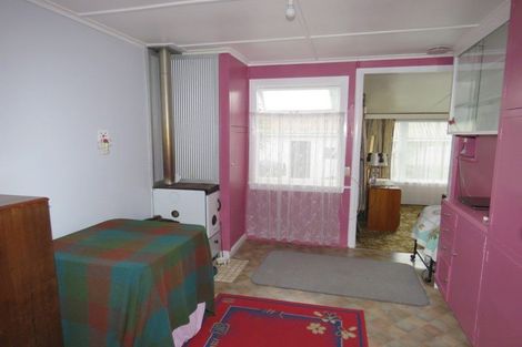 Photo of property in 153 Derby Street, Westport, 7825