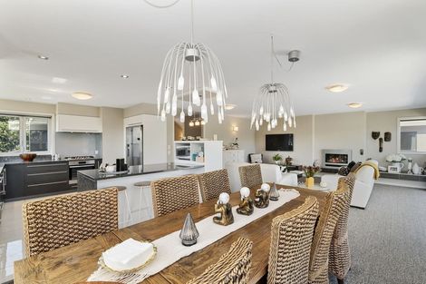 Photo of property in 78 Seaview Road, Paraparaumu Beach, Paraparaumu, 5032