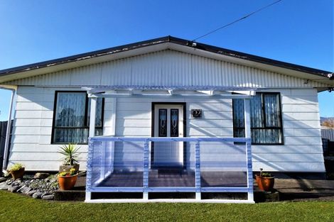 Photo of property in 121 Romilly Street, Westport, 7825