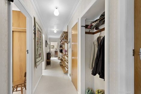 Photo of property in 33 Burrows Avenue, Karori, Wellington, 6012