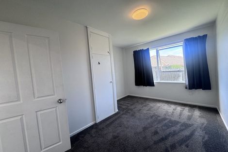 Photo of property in 32 Dunbarton Street, Redwood, Christchurch, 8051