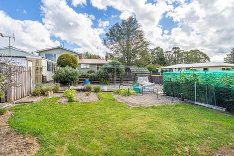 Photo of property in 28 Newcastle Street, Riversdale, 9776