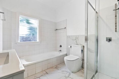 Photo of property in 1/22 Northumberland Avenue, Belmont, Auckland, 0622