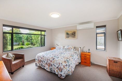 Photo of property in 78 Geneva Terrace, Kelvin Grove, Palmerston North, 4414
