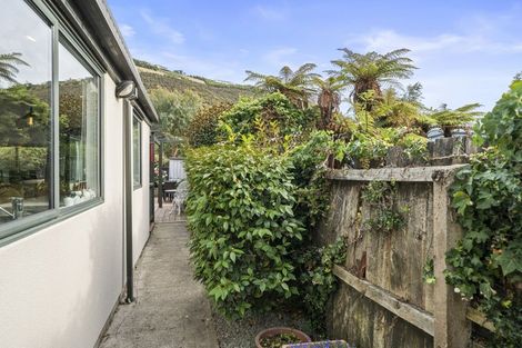 Photo of property in 6b Saint Leonards Square, Sumner, Christchurch, 8081