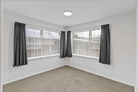 Photo of property in 14 Camelia Place, Islington, Christchurch, 8042