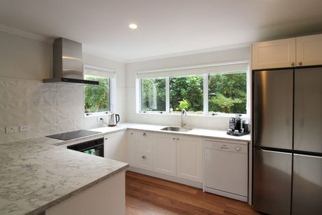 Photo of property in 28 Satara Crescent, Khandallah, Wellington, 6035