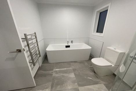 Photo of property in 16 Koreke Close, Kenepuru, Porirua, 5022